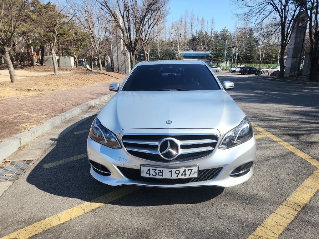 E 클래스 W212 E220 CDI 전기형 (170마력)아방가르드 매물 썸네일