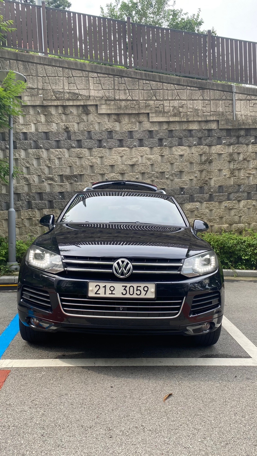 투아렉 Ⅱ 7P V6 3.0 TDI 블루모션 (245마력) 매물 썸네일