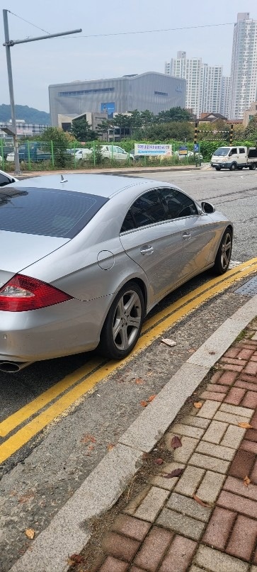 CLS 클래스 W219 CLS350 (272마력) 매물 썸네일