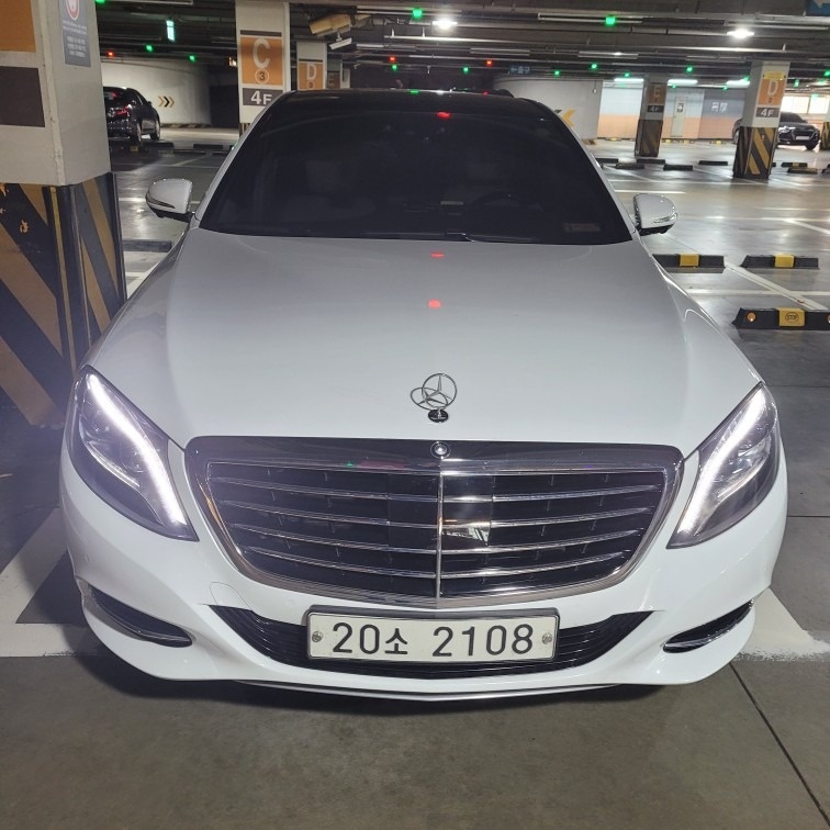 S 클래스 W222 S500 4Matic L 전기형 (455마력) 매물 썸네일