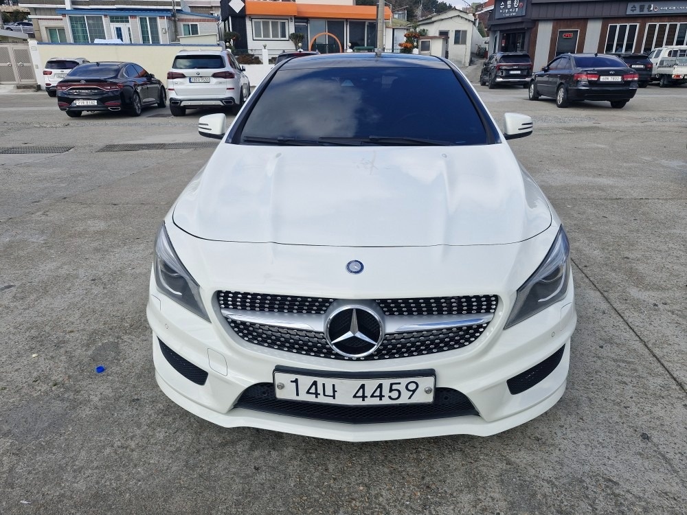 CLA 클래스 C117 CLA250 4Matic 전기형 (211마력) 매물 썸네일