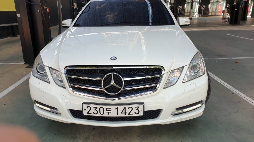 E 클래스 W212 E200 후기형 (184마력)엘레강스 매물 썸네일