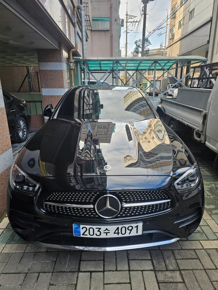 E 클래스 W213 E220 d 4Matic 후기형 (194마력) 매물 썸네일