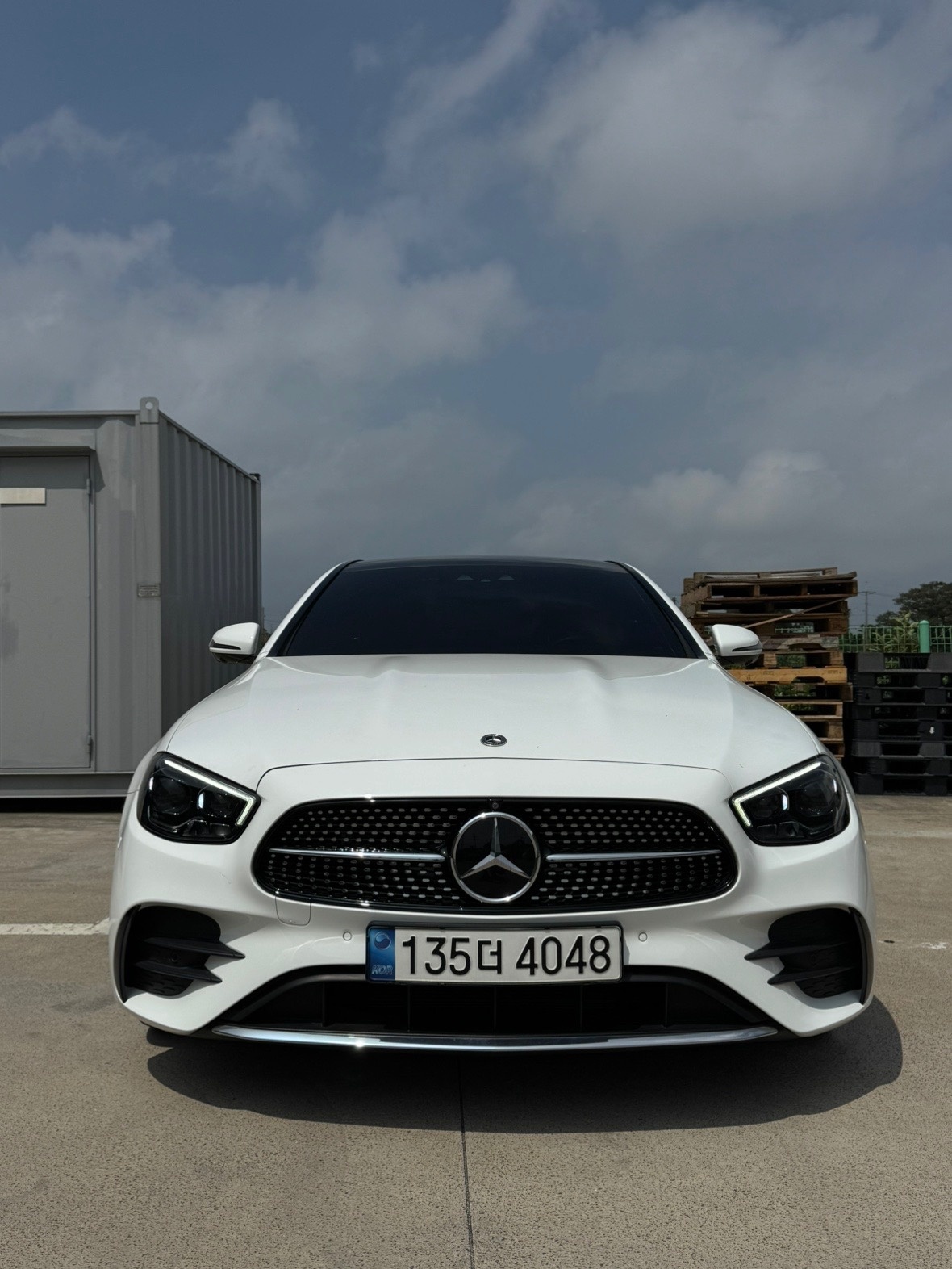 E 클래스 W213 E350 4Matic 후기형 (299마력)AMG Line 매물 썸네일