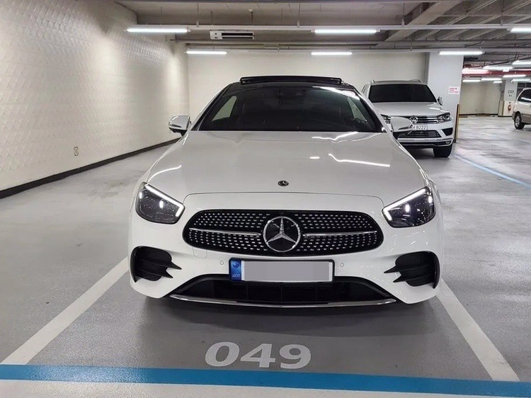 E 클래스 W213 E450 4Matic Coupe 후기형 (367마력) 매물 썸네일