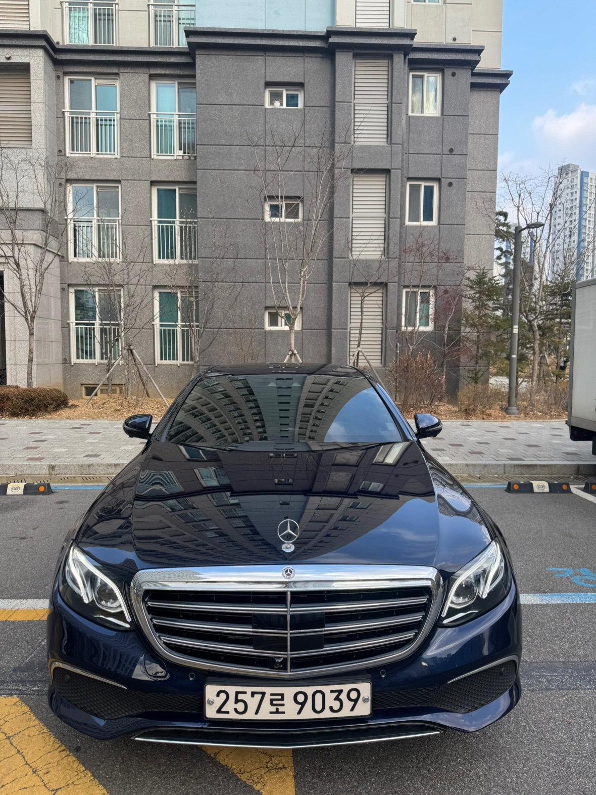 E 클래스 W213 E300 4Matic 전기형 (211마력) 매물 썸네일