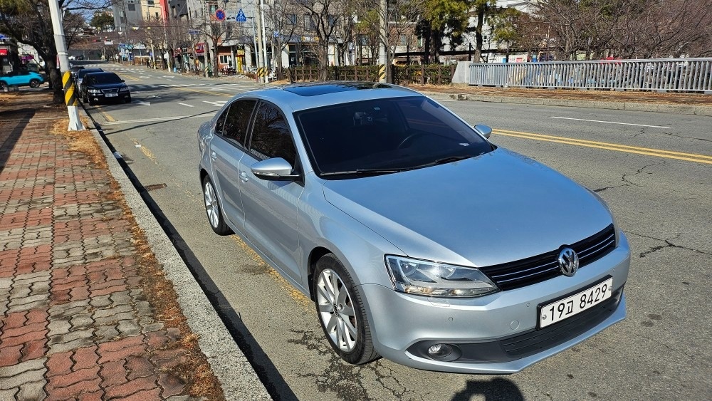 제타 Ⅵ 2.0 TDI (140마력) 매물 썸네일