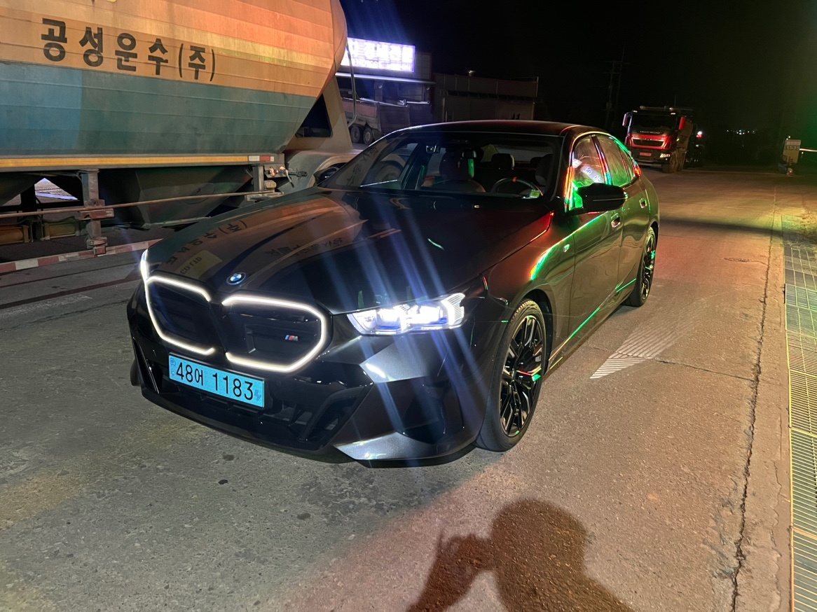 i5 G60 M60(81.2kWh) xDrive (601마력) 매물 썸네일