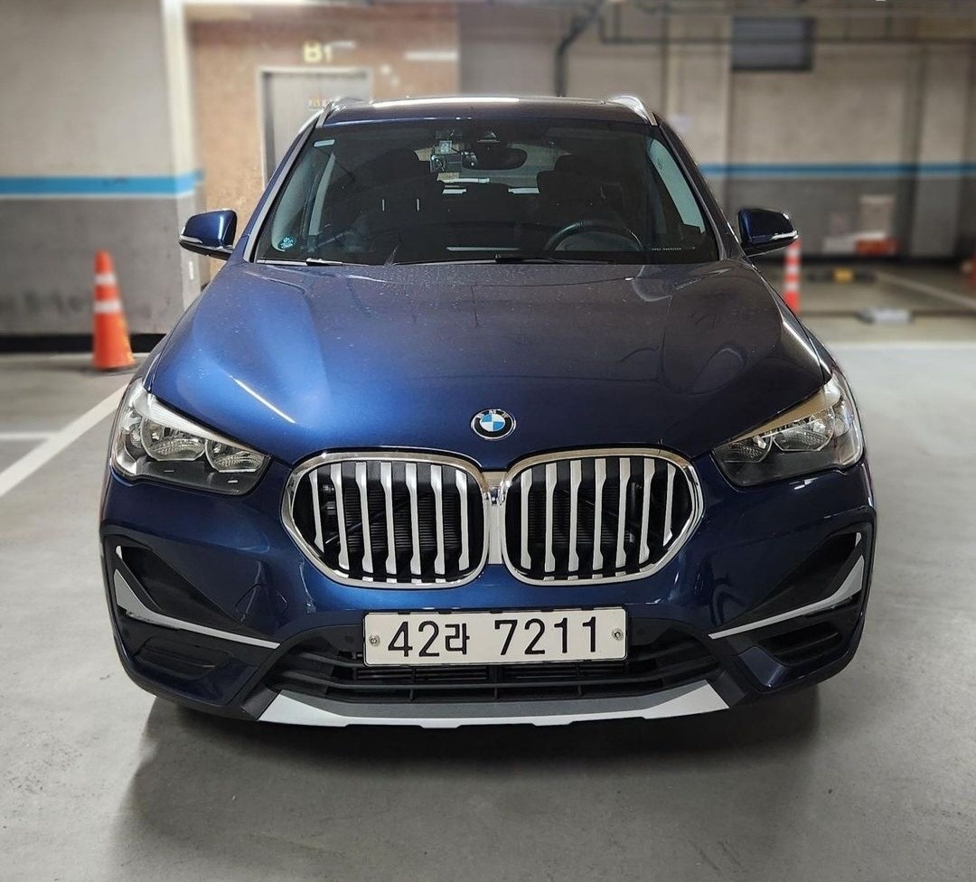 X1 F48 20 i xDrive (192마력)xLine 매물 썸네일