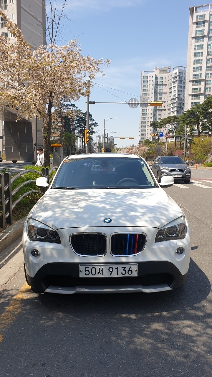 X1 E84 20d xDrive 전기형 (177마력) 매물 썸네일