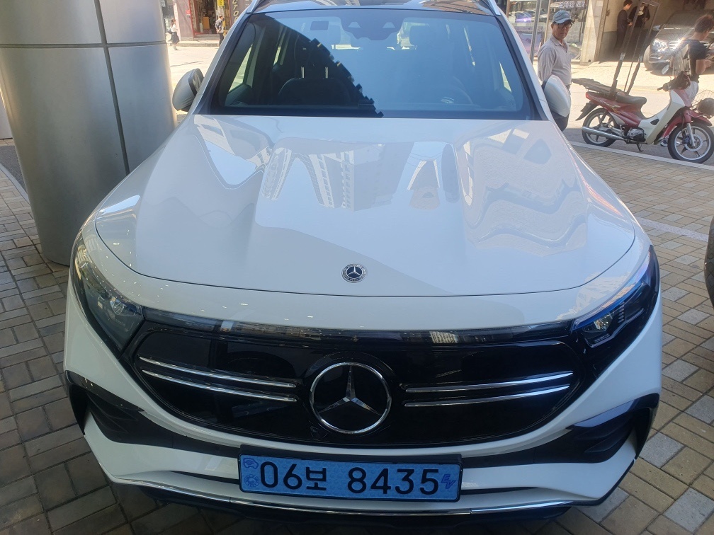 EQB 클래스 X247 EQB300 4Matic 전기형 (313km)AMG 라인 매물 썸네일