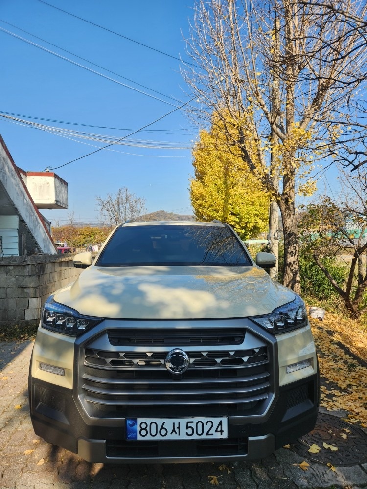 뉴 렉스턴 스포츠 Q261 5인승(디젤 2.2) 4WD (쿨멘) 와이드 매물 썸네일