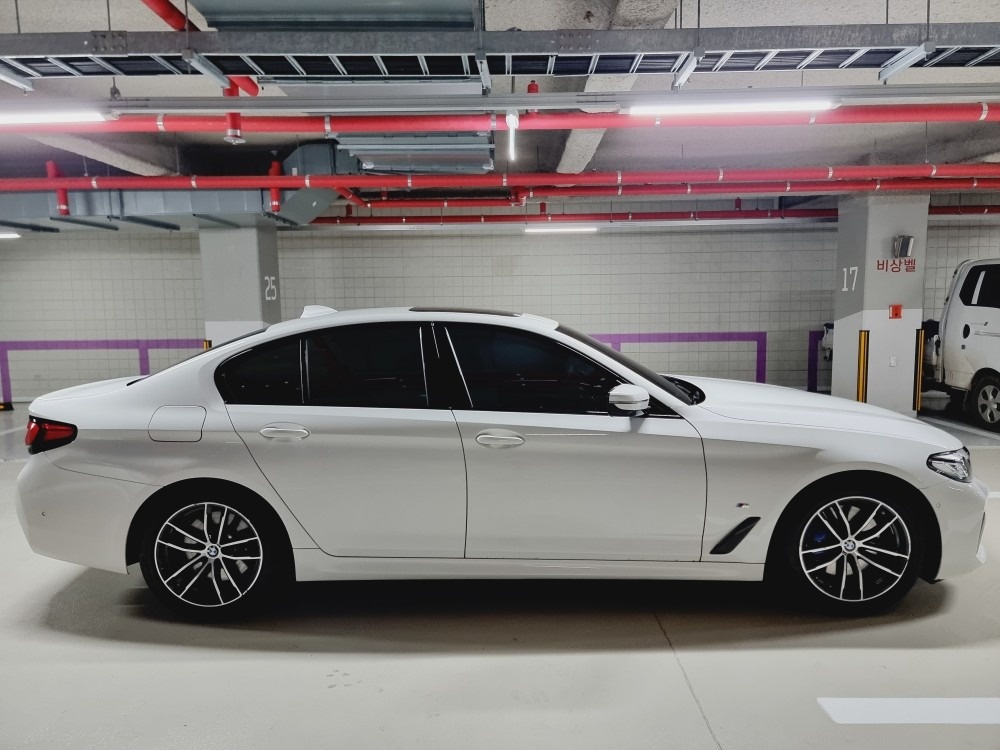 1. 제조사, 모델명 : BMW 52 중고차 직거래 (6)