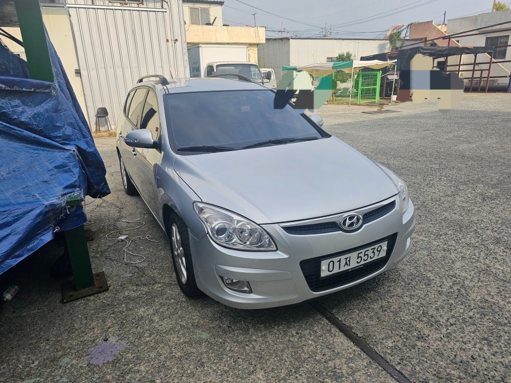 i30 cw FD 1.6 VVT FWD 럭셔리 매물 썸네일