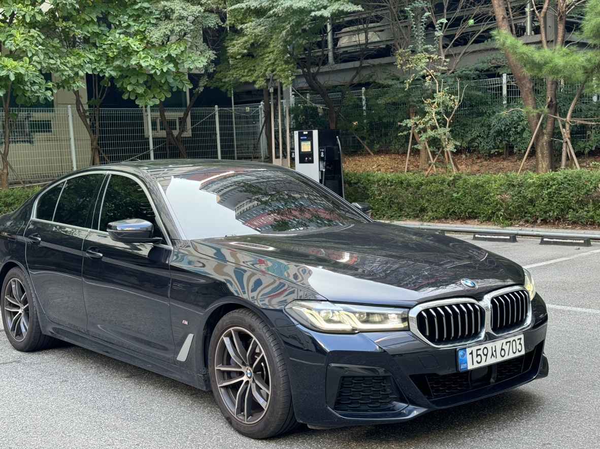 BMW 520i M Spt LCI
카 중고차 직거래 (5)