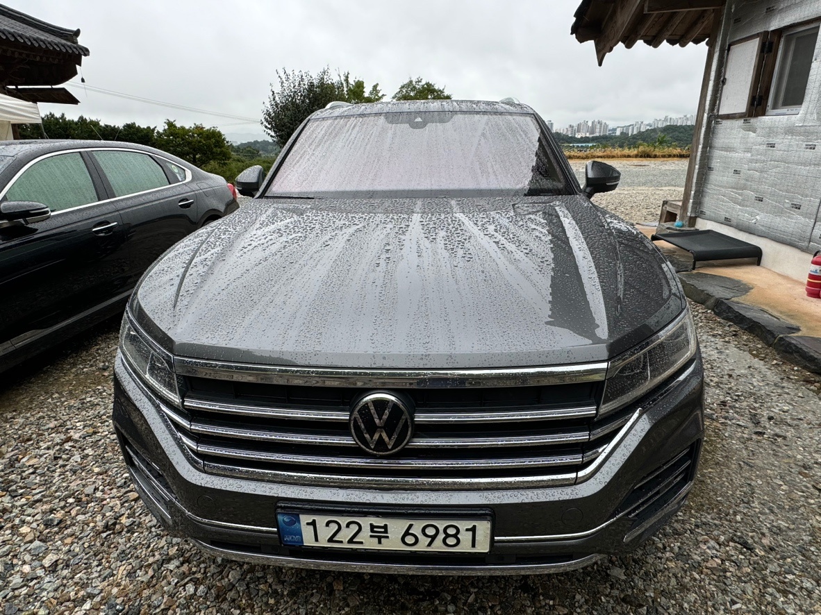 투아렉 Ⅲ CR 3.0 TDI AWD (286마력) 매물 썸네일