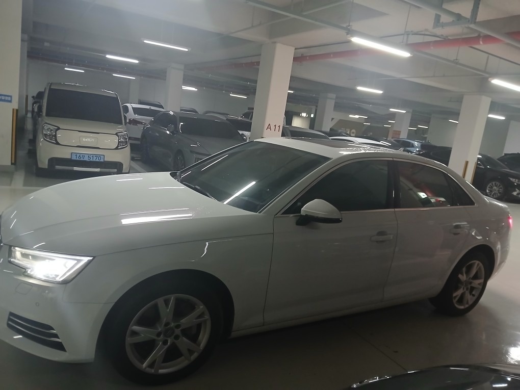 A4 B9/8W 35 TDI 전기형 (190마력) 매물 썸네일