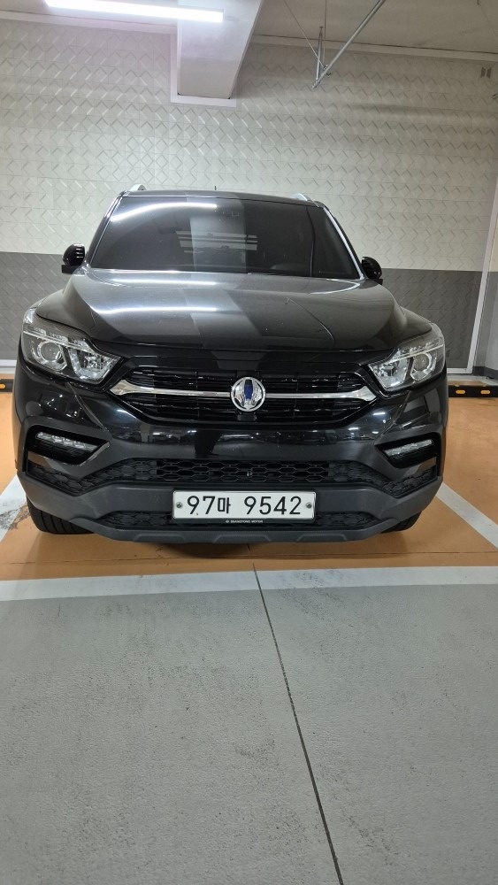 렉스턴 스포츠 Q200. G4 5인승(디젤 2.2) 4WD 프레스티지 매물 썸네일