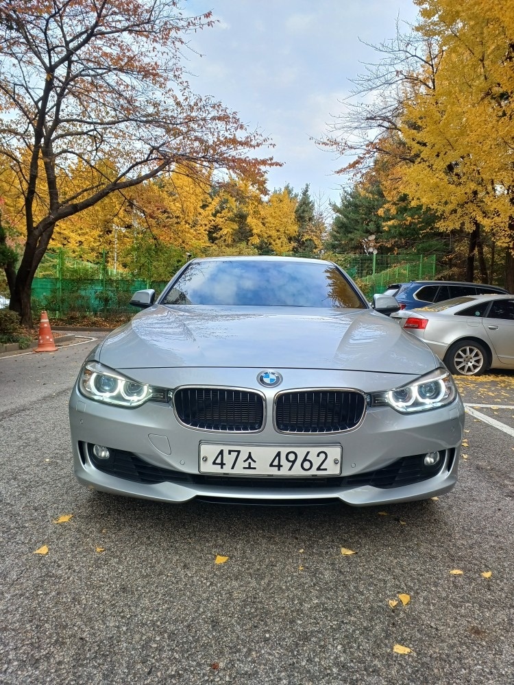 3시리즈 F30 320 i 세단 (184마력) 매물 썸네일