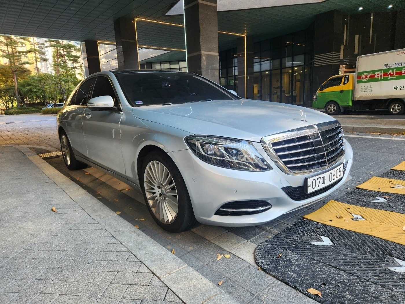 S 클래스 W222 S350 d 4Matic 전기형 (286마력) 매물 썸네일