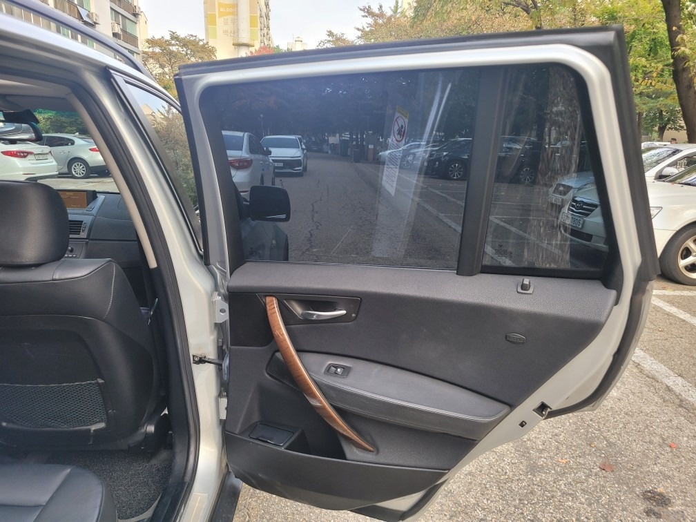 BMW X3 2.5I 가솔린 차량입니 중고차 직거래 (33)