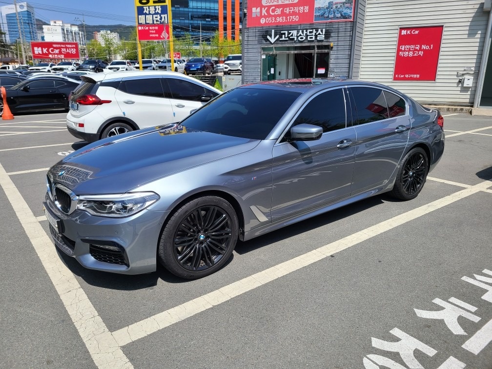 5시리즈 G30 540 i xDrive (340마력)M 스포츠 플러스 매물 썸네일