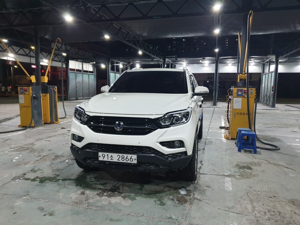 렉스턴 스포츠 Q200. G4 5인승(디젤 2.2) 4WD 노블레스 매물 썸네일