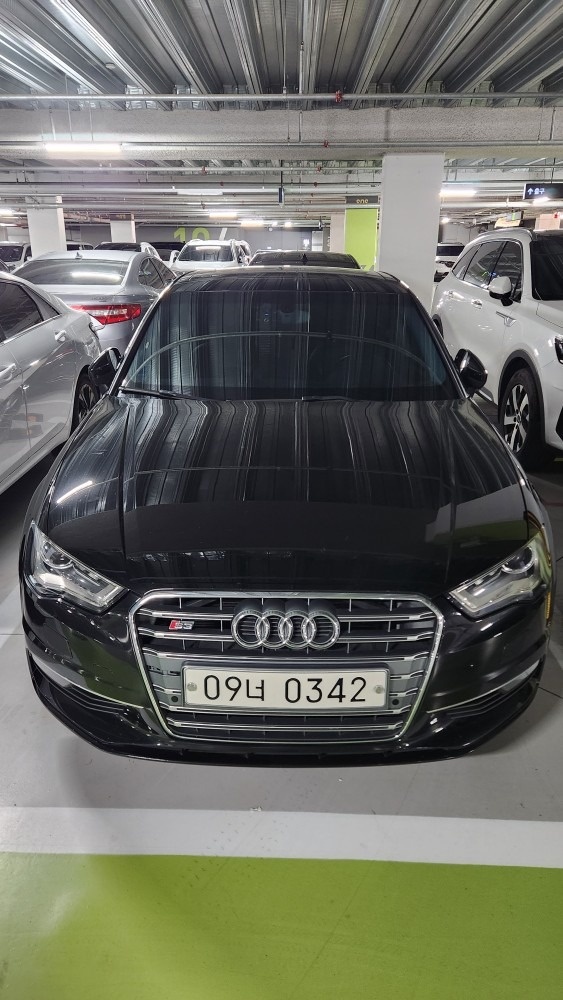 A3 8V 25 TDI (110마력)세단 매물 썸네일