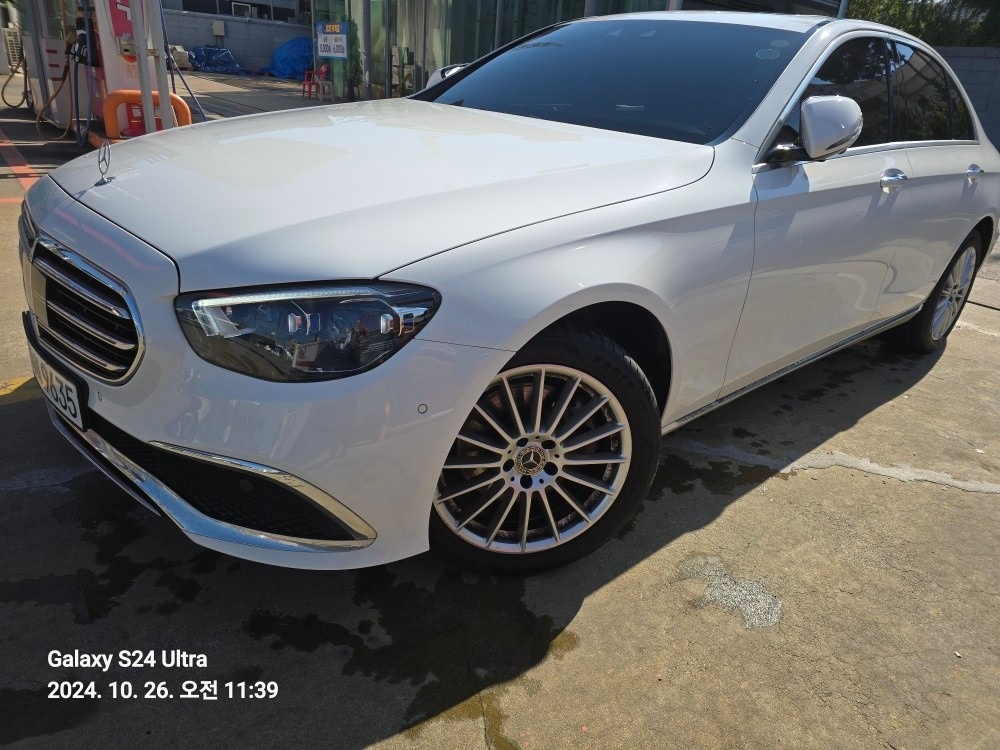 E 클래스 W213 E220 d 4Matic 후기형 (194마력) 매물 썸네일