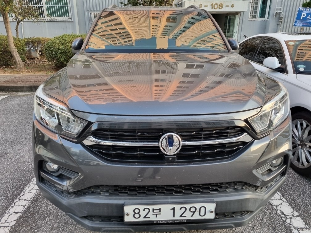 렉스턴 스포츠 Q200. G4 5인승(디젤 2.2) 4WD 프레스티지 매물 썸네일