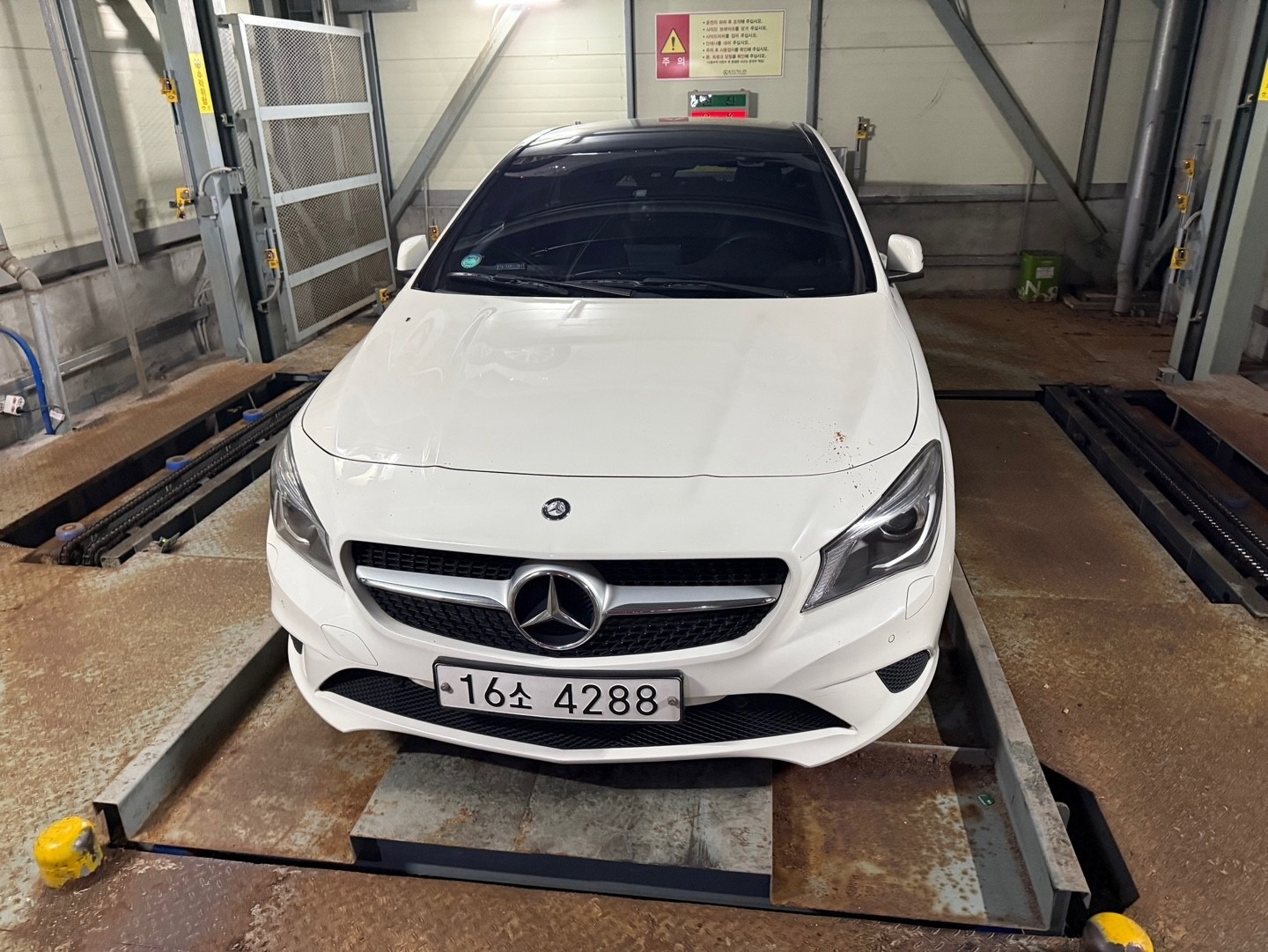 CLA 클래스 C117 CLA200 CDI 4Matic 전기형 (136마력) 매물 썸네일