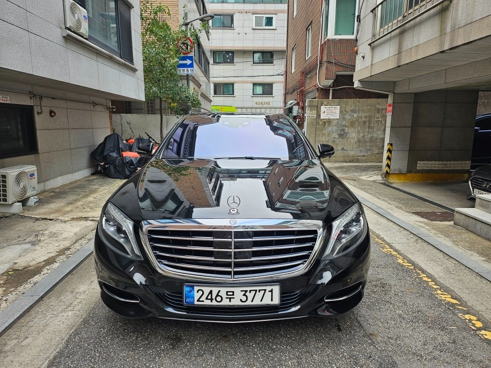 S 클래스 W222 S500 4Matic L 전기형 (455마력) 매물 썸네일