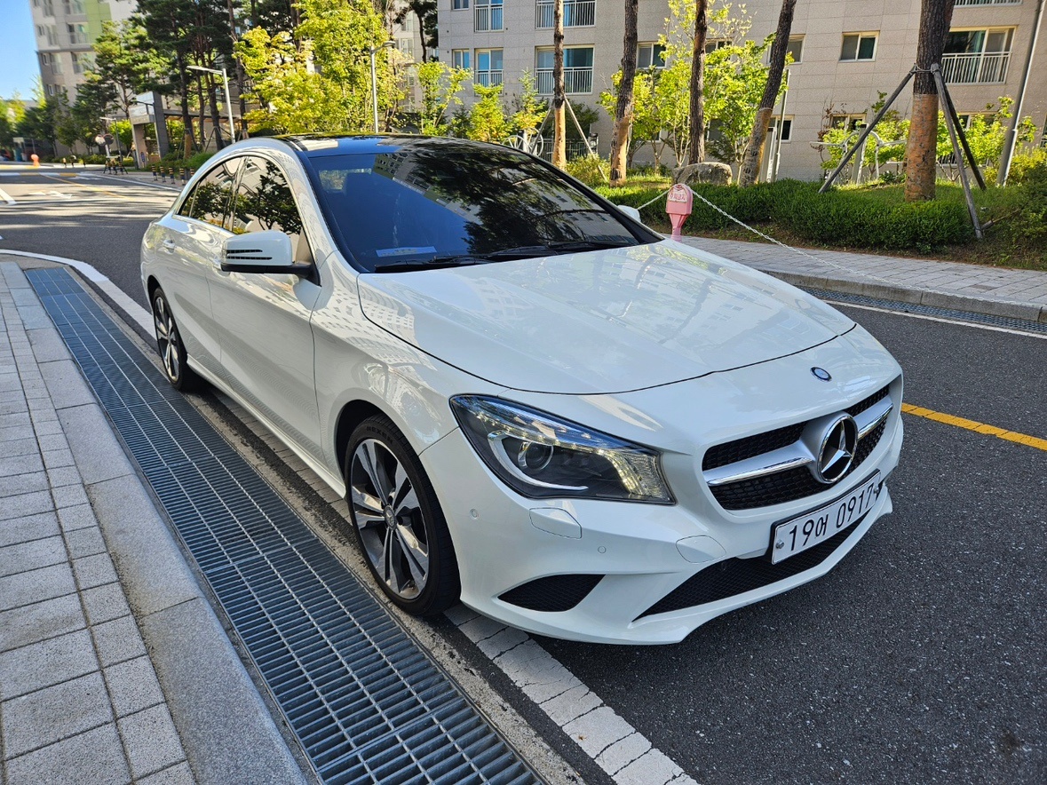 CLA 클래스 C117 CLA200 d 전기형 (136마력) 매물 썸네일