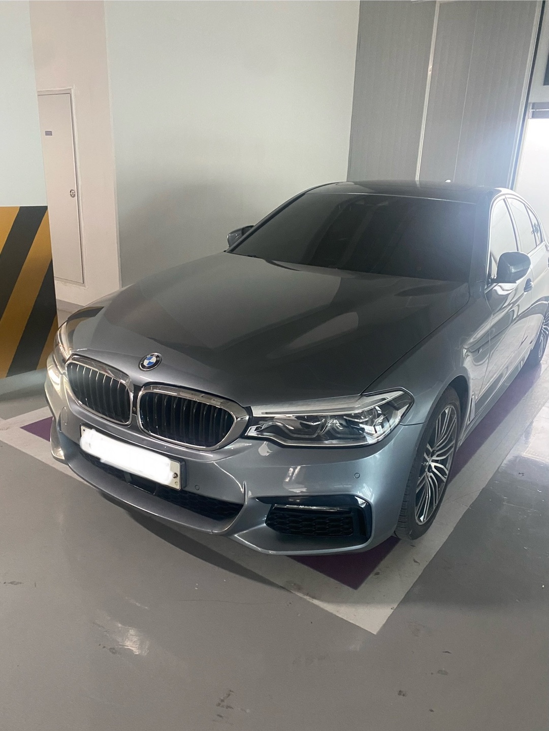 5시리즈 G30 530 i xDrive (252마력)M 스포츠 플러스 매물 썸네일