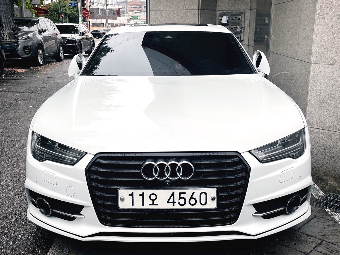 (페리)아우디A7 50TFSI 콰트로