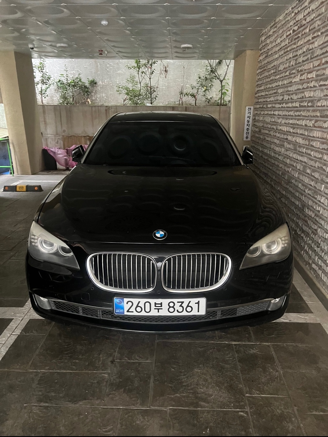 안녕하세요

BMW 740li(10년