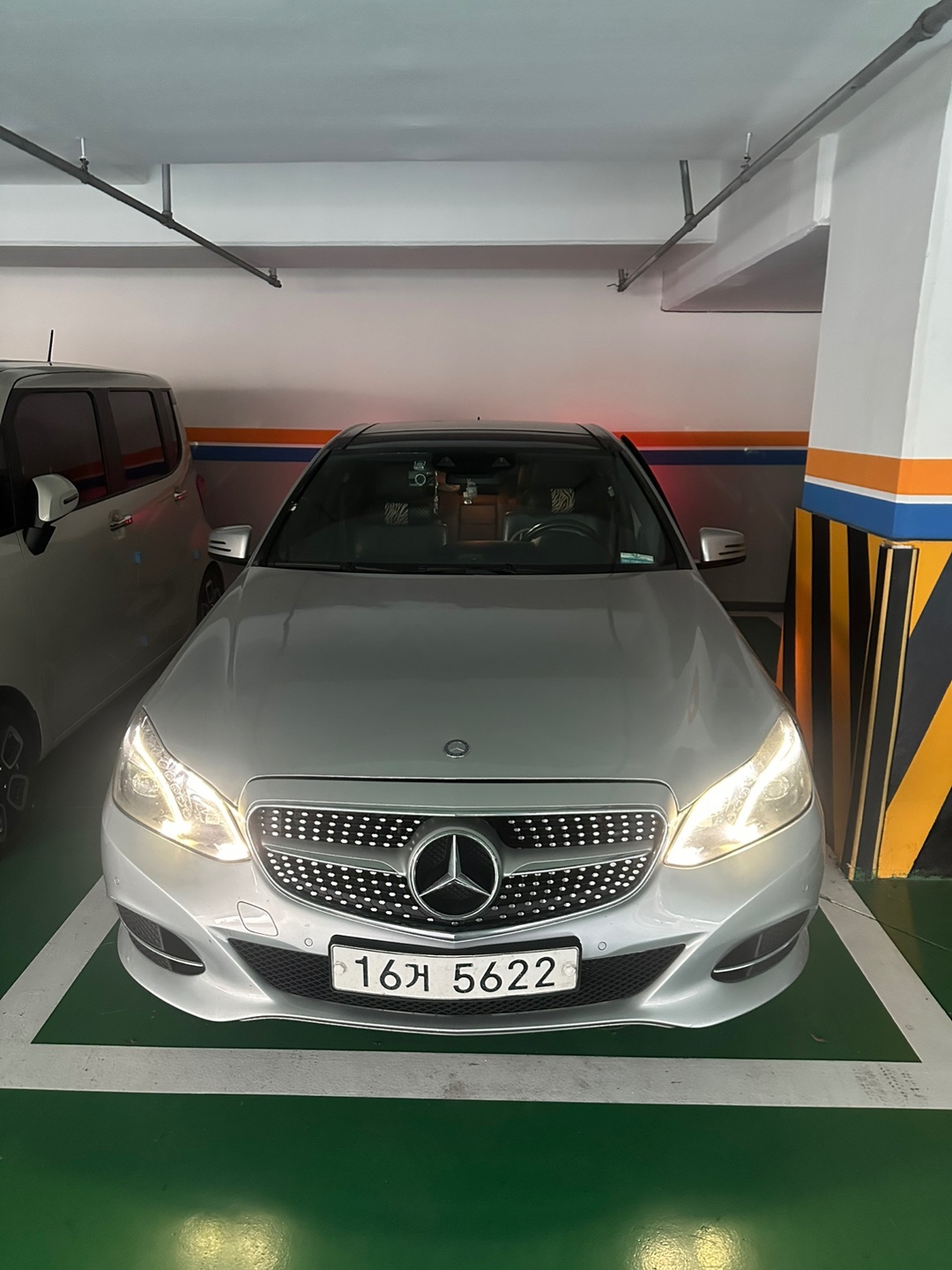 E 클래스 W212 E250 CDI 4Matic 후기형 (204마력)아방가르드 매물 썸네일