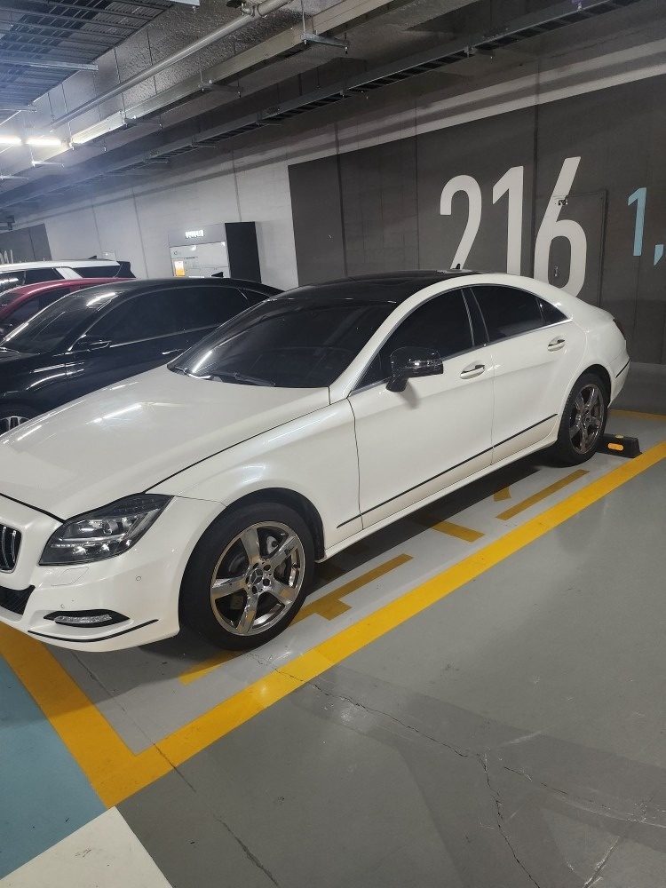 cls350블루이피션w218 13년식 중고차 직거래 (2)