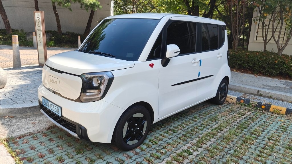 더 뉴 레이 PE2 TAM BEV(35.2 kWh) FWD 에어(205km) 매물 썸네일