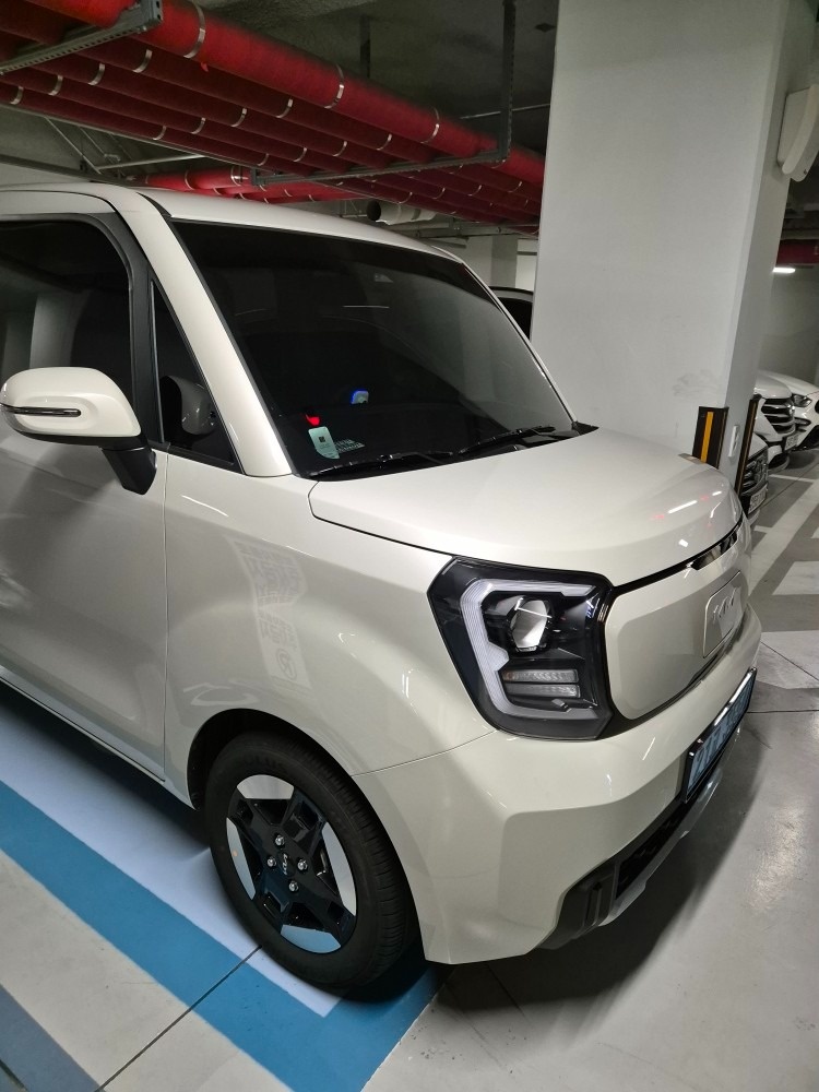 더 뉴 레이 PE2 TAM BEV(35.2 kWh) FWD 에어(205km) 매물 썸네일