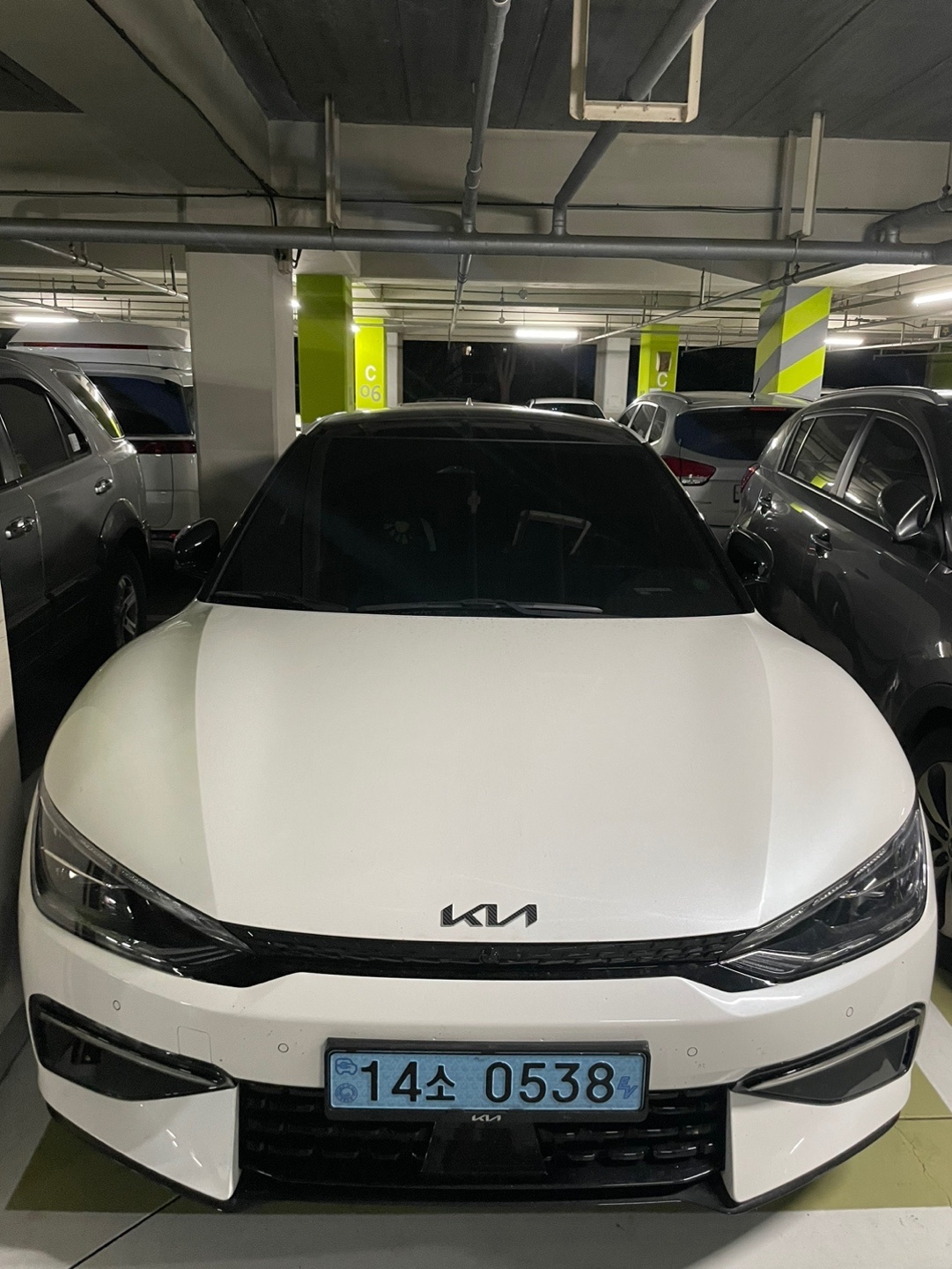 EV6 CV BEV(롱레인지/77.4kWh) RWD GT-Line(434km) 매물 썸네일