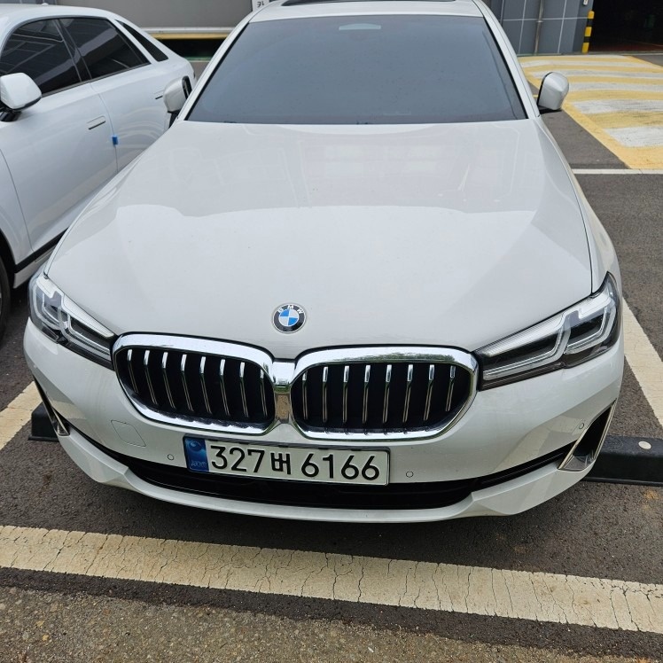 23년형 BMW 523D 입니다
이차