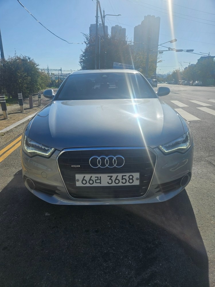 A6 C7/4G 3.0 TFSI 콰트로 (310마력) 매물 썸네일