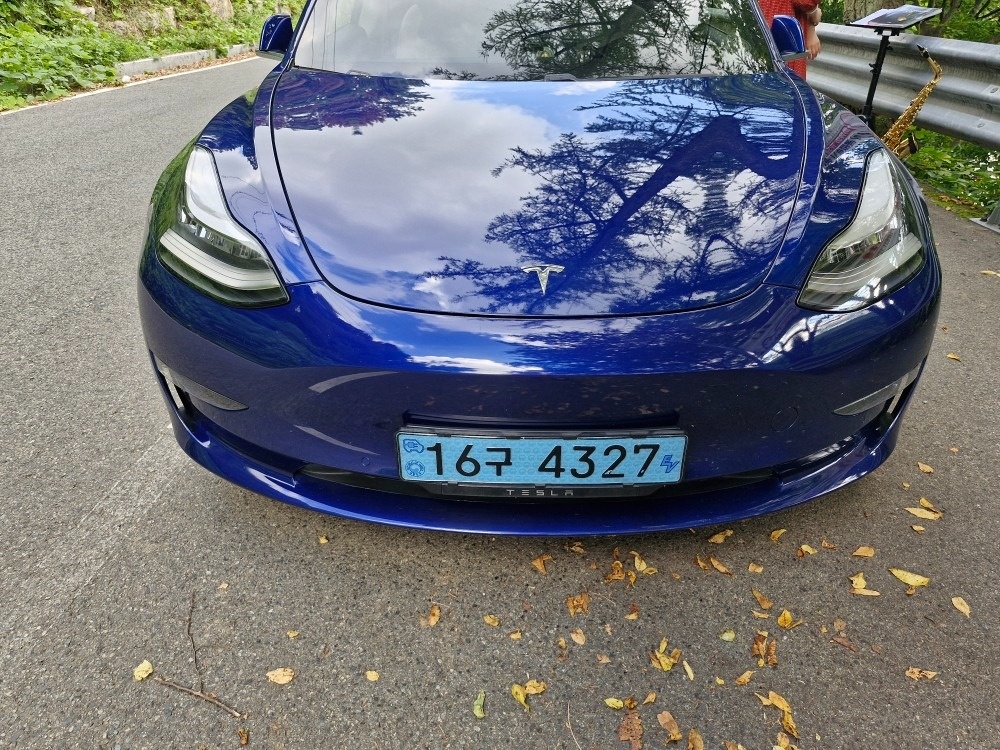 모델 3 BEV(75kWh) AWD 퍼포먼스 매물 썸네일