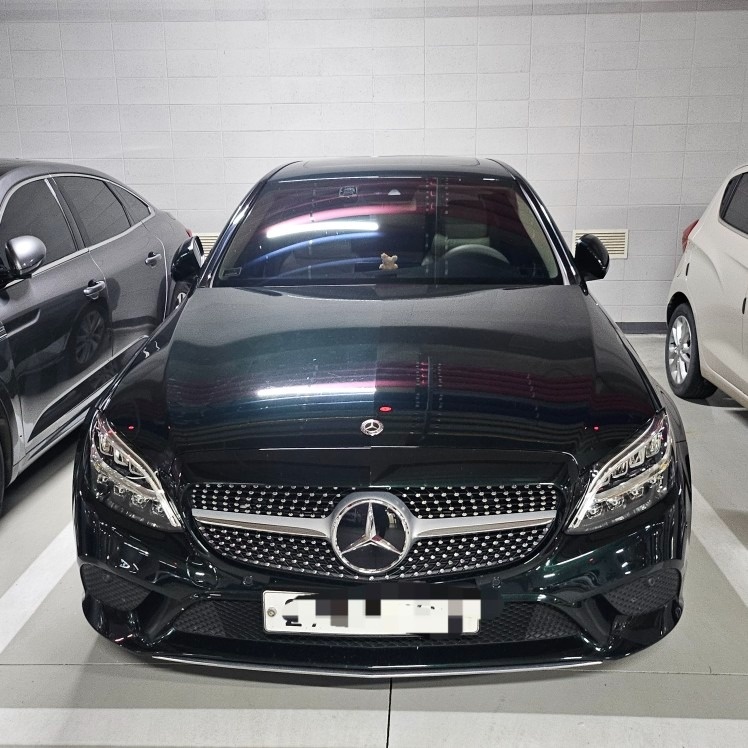 C 클래스 W205 C220 d (194마력) 매물 썸네일