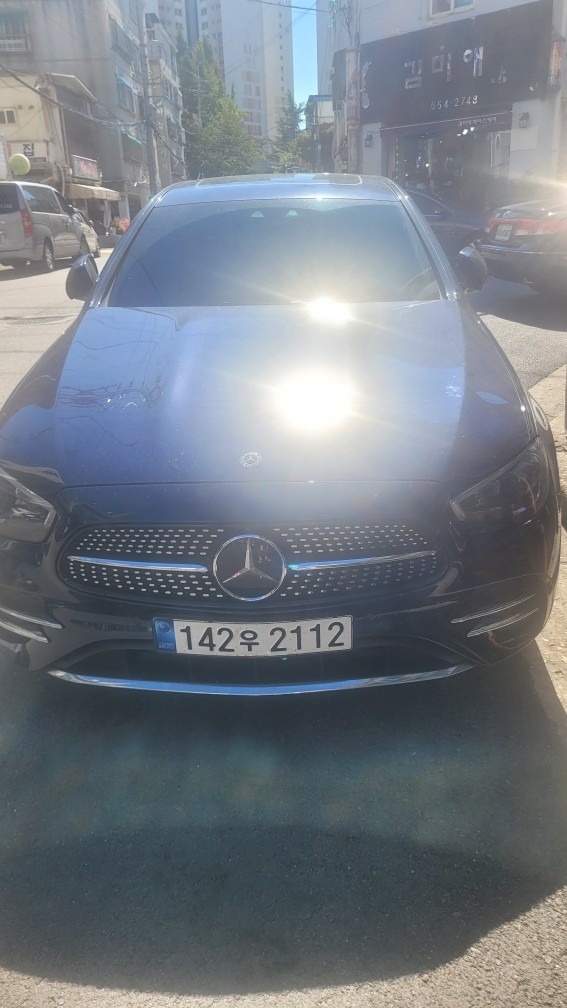 E 클래스 W213 E220 d 4Matic 후기형 (194마력) 매물 썸네일