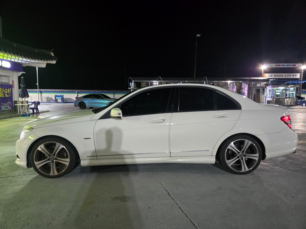 벤츠 c클래스 w204 c250모델팝 중고차 직거래 (3)