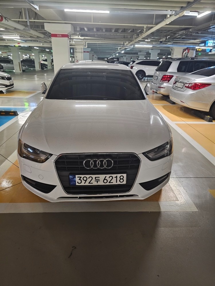 A4 B8/8K 2.0 TDI (143마력) 매물 썸네일