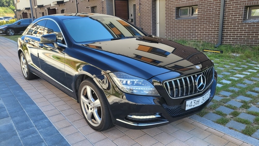 CLS 클래스 W218 CLS350 (306마력)블루이피션시 매물 썸네일