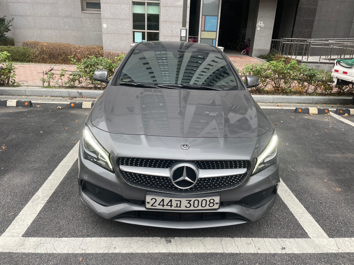 CLA 클래스 C117 CLA220 후기형 (184마력) 매물 썸네일